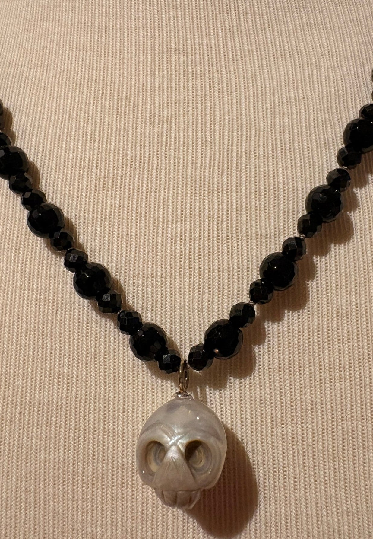 Onyx with Skull Pearl Necklace