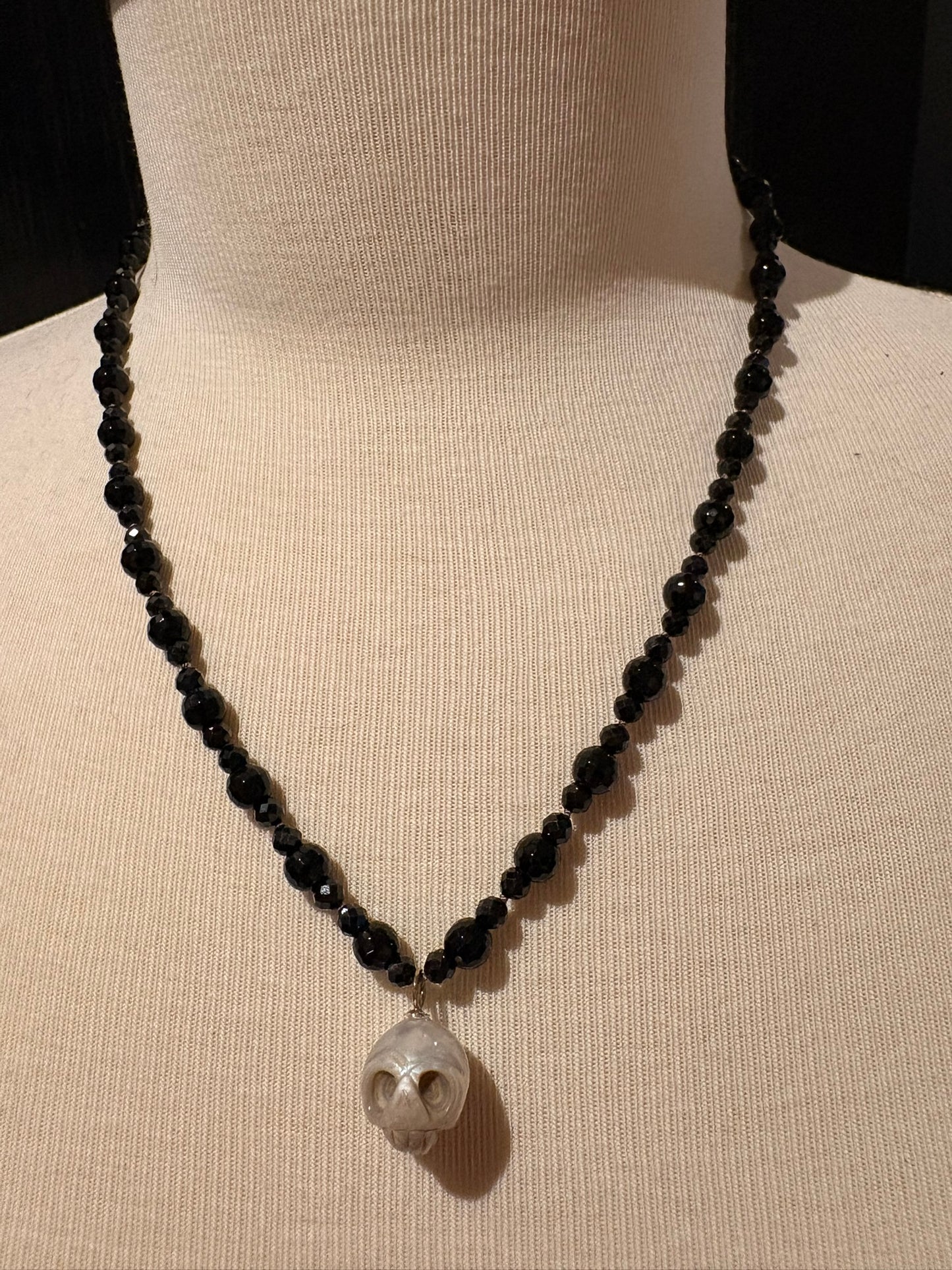 Onyx with Skull Pearl Necklace